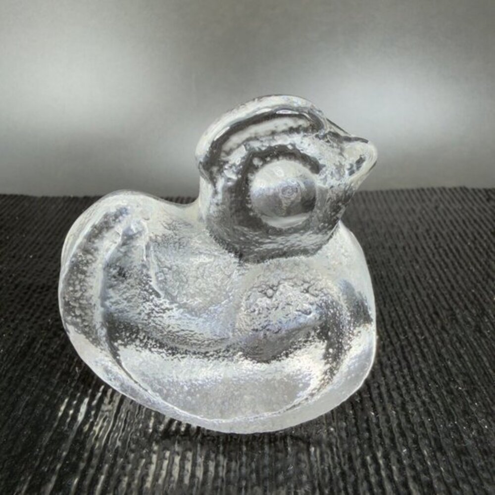 Lars Hellsten Skruf Glass Sweden Rocking Chicken Chick Figure Paperweight Clear